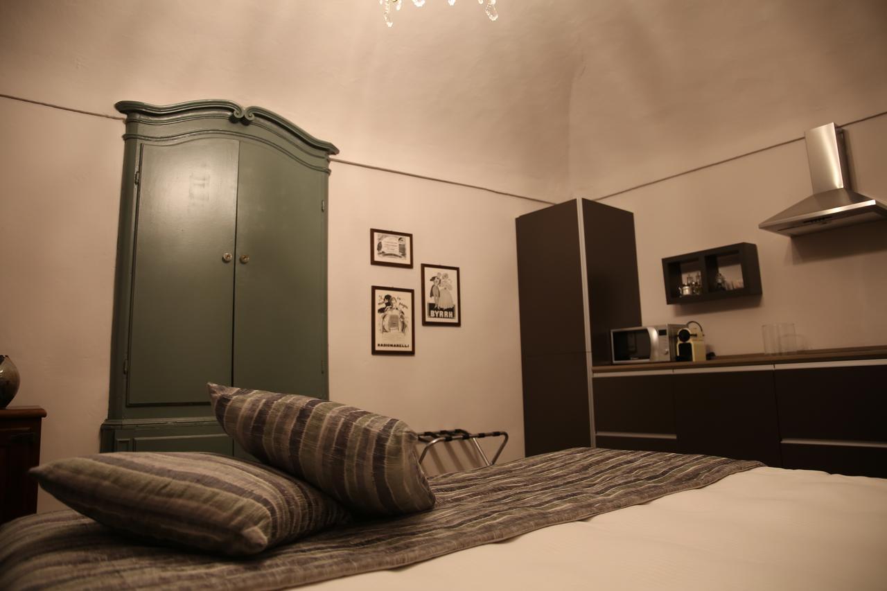 La Canonica - Charming Self-Catering Apartments In ニッツァ・モンフェッラート エクステリア 写真