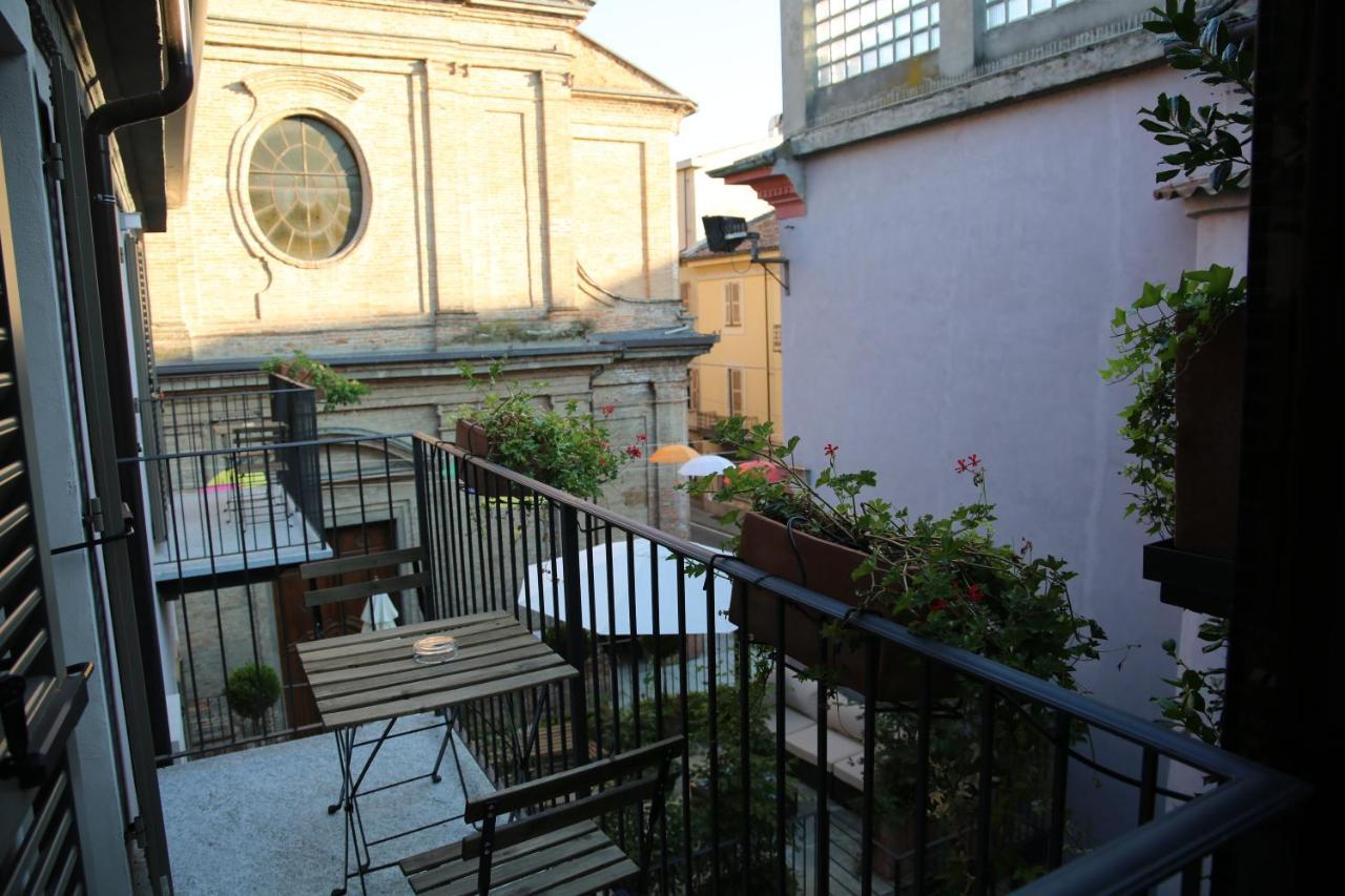 La Canonica - Charming Self-Catering Apartments In ニッツァ・モンフェッラート エクステリア 写真